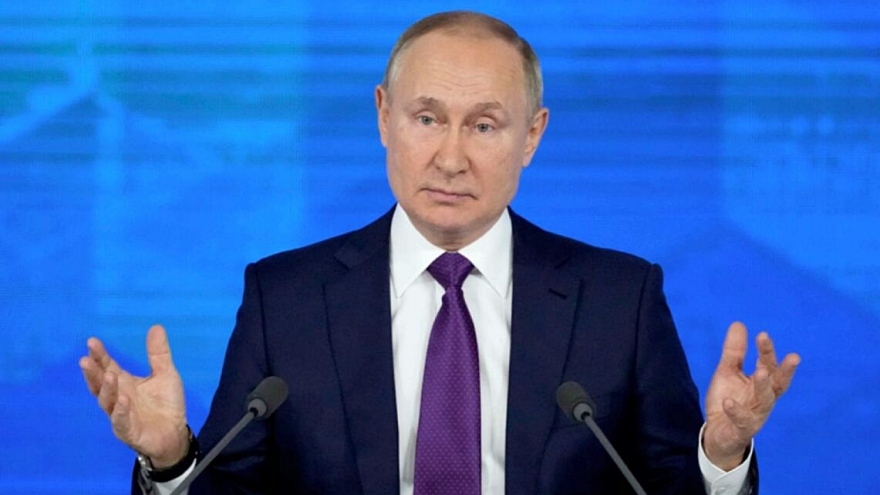 Tổng thống Nga Putin thừa nhận đã tạo cơ hội cho NATO mở rộng